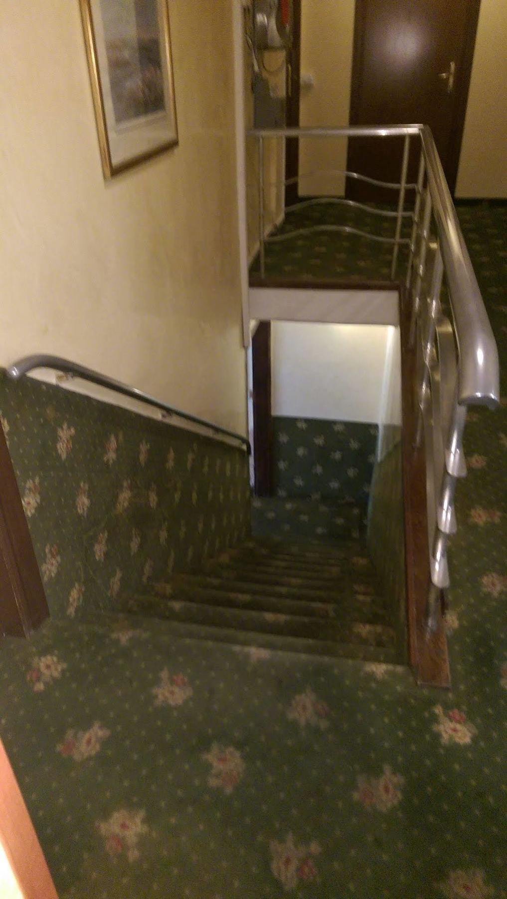 Nuova Belvedere Hotel *